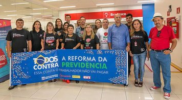 Bancários de Campo Grande protestam contra Reforma da Previdência