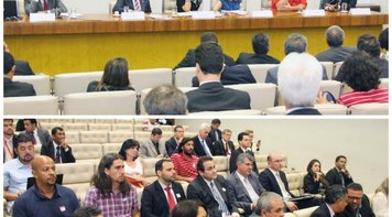 Sindicato participa de audiência pública na Câmara sobre desmonte do BB