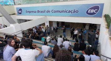 Ataque de Temer à democracia atinge também comunicação