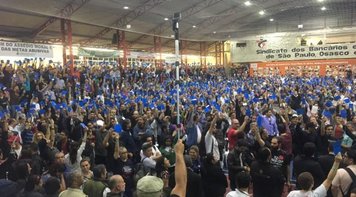São Paulo e outras bases sindicais aceitam proposta da Caixa e encerram greve