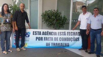 Bancários de Campo Grande fecham agência do Itaú por falta de condições de trabalho