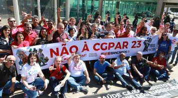 Bancários fazem ato em Brasília para defender os planos de saúde dos bancos públicos 