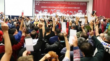 Bancários do BB aprovam reivindicações específicas para a Campanha Nacional 2016, com Fora Temer