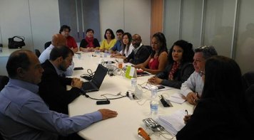 Bancários do Itaú debatem programa de readaptação no GT de saúde e condições de trabalho