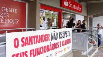 Bancários paralisam atividades em todo o país contra desrespeito do Santander