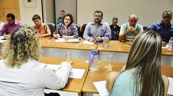 Bancários retomam CRT do Santander, cobram mais contratações e taxas menores