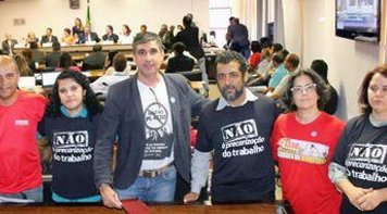 Fetec-CUT/CN alerta para defesa da democracia e combate ao retrocesso e retirada de direitos