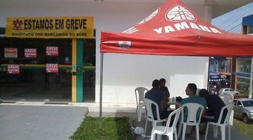 Justiça suspende desconto da “200 CAPAF” 