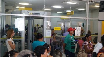 Caixas do BB são "orientados" a vender Ourocap em detrimento da fila