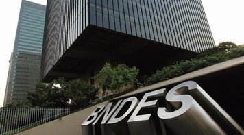 Bancários do BNDES decidem sobre acordo de PLR para 2021; assembleia remota nesta quarta 8