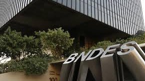 Empregados do BNDES entregam reivindicações ao banco nesta quinta 15 
