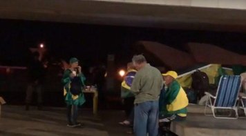 Bolsonarista que levaria 300 caminhões para fechar STF está internado com coronavírus