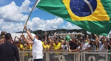 Violações do Bolsonaro em meio à covid-19 são denunciadas na OEA