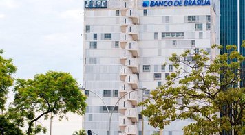 Possibilidade de fusão de agências gera preocupação no BRB