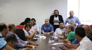 Centrais mantêm estado de greve mesmo com recuo do governo