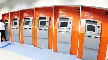 Bancos investem R$ 20 bilhões para demitir 16 mil