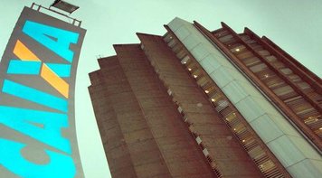 Caixa reduz agências e postos de trabalho, mesmo com aumento de 22,9% do lucro no 1º tri