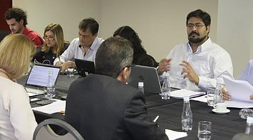 Primeira rodada de negociação específica com a Caixa termina sem avanços