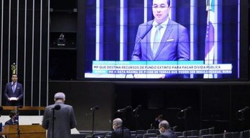 Congresso tenta derrubar veto de Bolsonaro e retomar R$ 8,6 bi para estados