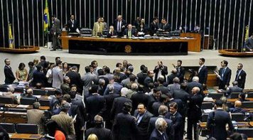 Membros do MP recomendam que deputados rejeitem impeachment