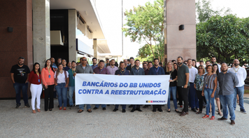 Atos nos Edifícios Sede 3 e 7 do BB mobilizam funcionários em Dia Nacional de Luta