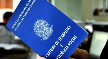 Com lucros enormes, bancos podem e devem contratar mais