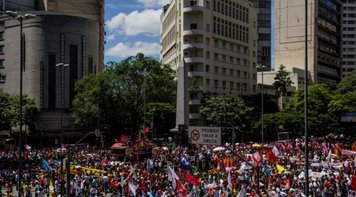 Brasil parou contra as reformas do governo golpista