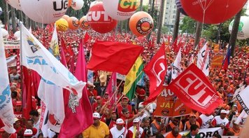 Centrais: 2021 vem com demissões, inflação e indefinição sobre vacina. ‘Não podemos aceitar’