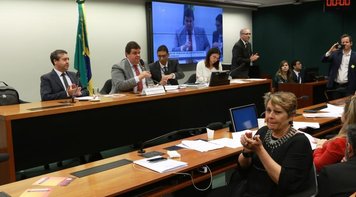 Câmara aprova projeto que pede suspensão de resolução CGPAR 23