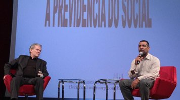 ‘Com reforma da previdência, trabalhadores só terão prejuízos’, afirmou Floriano