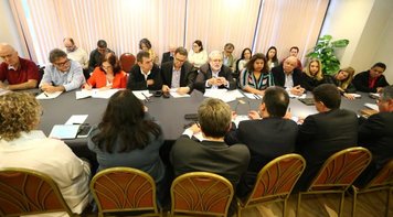 Negociação com Fenaban avança sobre criação de centros de realocação e requalificação profissional 