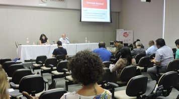 Comando Nacional avalia campanha 2016 e define calendário de lutas