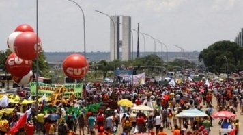 Congresso Nacional vota pacote de maldades contra trabalhadores