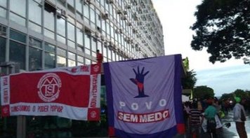 Contra a reforma da Previdência, movimentos ocupam Ministério da Fazenda em Brasília