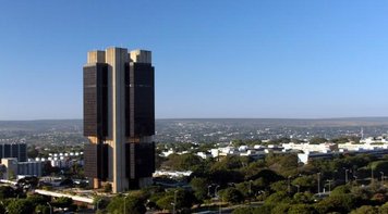 Contraf-CUT: Manutenção da Selic só serve para aprofundar a crise brasileira