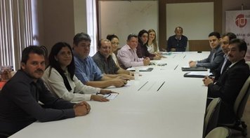 Contraf-CUT negocia PPR com o China Construction Bank