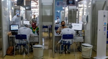 Brasil segue caminho oposto ao da OMS e se aproxima de 95 mil mortos pela covid-19