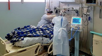 Pandemia não cede e Brasil registra mais 754 mortes por covid-19 em 24 horas