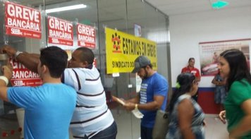 Bradesco de Cruzeiro do Sul adere à greve pela primeira vez na história