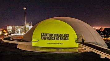 Congresso derruba vetos de Bolsonaro às leis Aldir Blanc e Paulo Gustavo