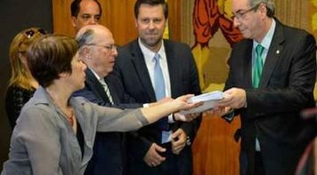 Com mais uma liminar do STF, governo ganha terceiro round do dia contra Cunha