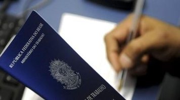 Projeto quer reduzir multa sobre o FGTS