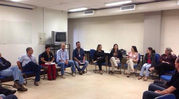 Dirigentes do SEEB/Campo Grande e trabalhadores cobram do BB manutenção de praça 