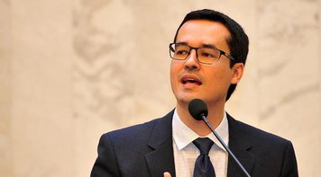 Sai o primeiro áudio: Deltan comemora decisão de Fux que censurou Lula