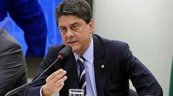 'Não vamos assistir de braços cruzados à escalada fascista no Brasil', diz Wadih Damous