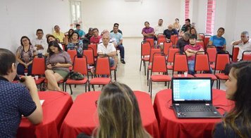 Assédio moral e defesa das empresas públicas são temas de curso de formação