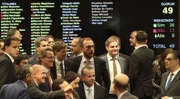 Reforma começa a ser votada. Oposição vai obstruir. Veja como pressionar deputados