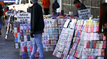 País tem 12 milhões de desempregados, 38 milhões na informalidade, e menor renda em 10 anos