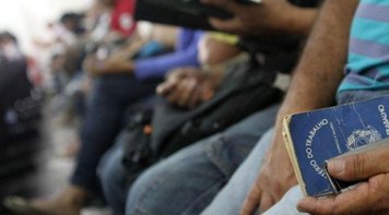 Desemprego avança 2,6% no trimestre e Brasil registra 12,7 milhões de pessoas sem ocupação
