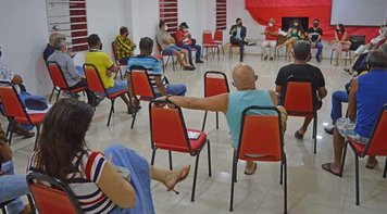 Quadro de apoio: Sindicato atualiza andamento das ações em reunião